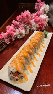 Crazy Salmon Roll Image