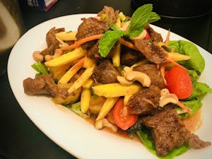 Vegetarian Duck Salad Image