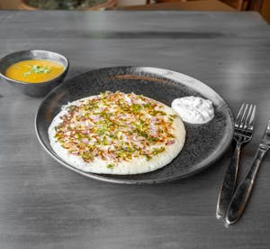 Onion Chili Utthapam Image