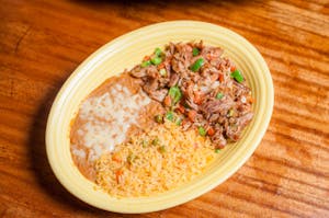 LUNCH SPECIALS Image
