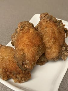 A9. Spicy Chicken Wings 香辣雞翼 Image