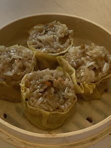 B9. Sticky Rice Shu Mai (4) 糯米燒賣 Image