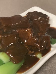 A10. Stewed Beef Chuck 紅燒牛肉 Image