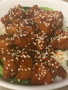 N6. Sesame Chicken 芝麻雞 Image