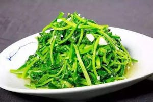 蒜蓉菠菜 Sauteed Spanish with chopped Garlic Image