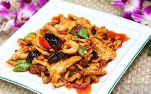 82. 鱼香鸡片 Fish Flavored Chicken Image