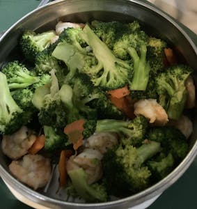 Shrimp with Broccoli Image