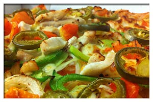 Spicy Chicken Pizza Image