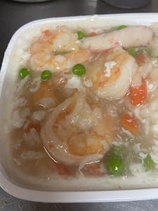 C18. Shrimp with Lobster Sauce Image