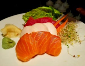 Sashimi Appetizer (9) Image