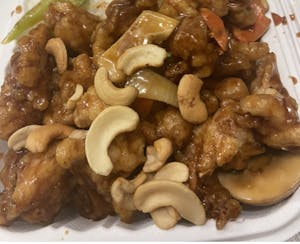 62. Diced Chicken with Cashew Nuts Image