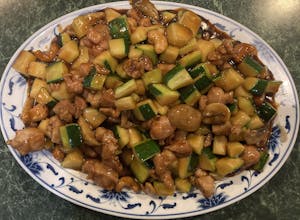 Diced Chicken with Cashew Nuts Image