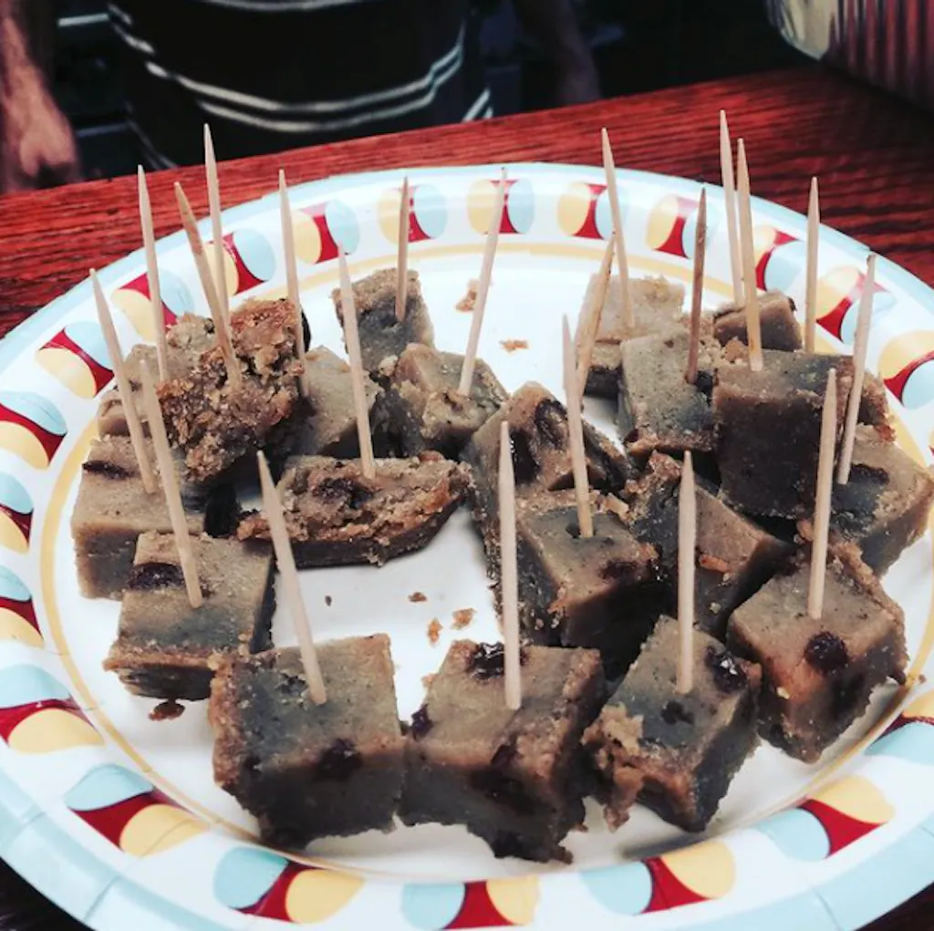 Home BANANA HUT CAFE