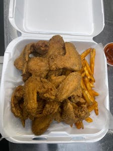 Order Wing Combo food online from GJ Fish & Chicken store, Kansas City on bringmethat.com