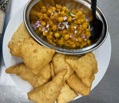 samosa chaat
