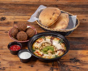 Falafe with Hummus